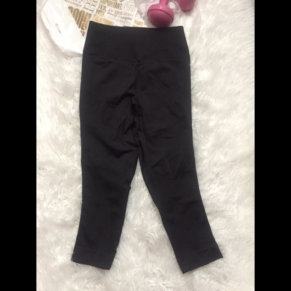 Lululemon Cropped Leggings 21”